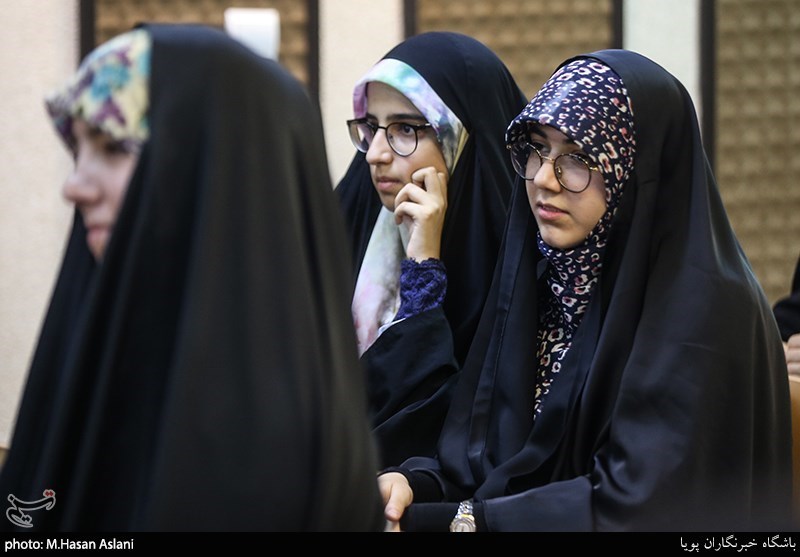 بیست و ششمین محفل شعر قرار