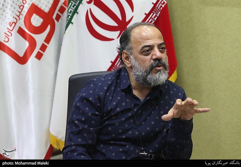 جواد افشار کارگردان سریال گاندو