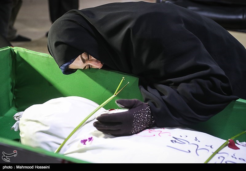 وداع با پیکر 4 شهید تازه شناسایی شده دفاع مقدس