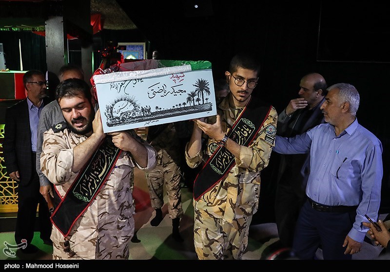 وداع با پیکر 4 شهید تازه شناسایی شده دفاع مقدس