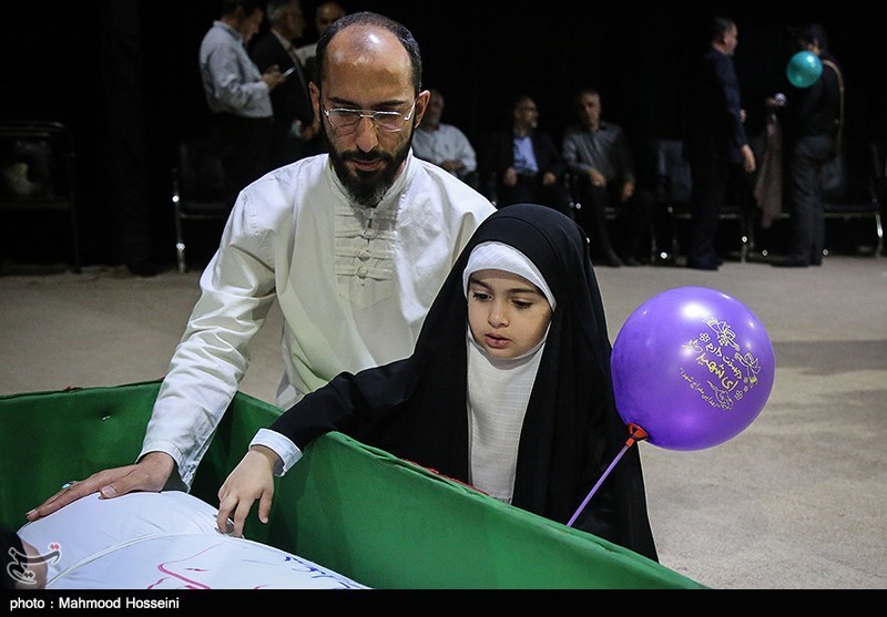 وداع با پیکر 4 شهید تازه شناسایی شده دفاع مقدس