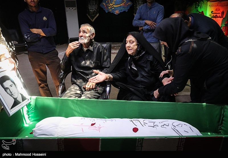 وداع با پیکر 4 شهید تازه شناسایی شده دفاع مقدس