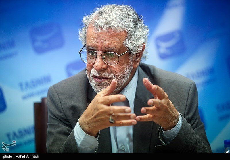 میزگرد درباره "تبیین مقاومت از منظر رهبر معظم انقلاب