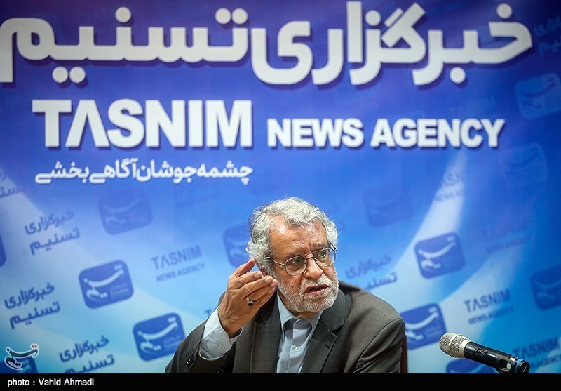 میزگرد درباره "تبیین مقاومت از منظر رهبر معظم انقلاب