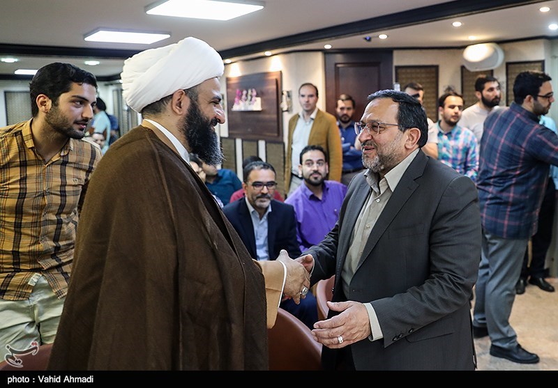 مراسم تقدیر از عوامل سریال گاندو