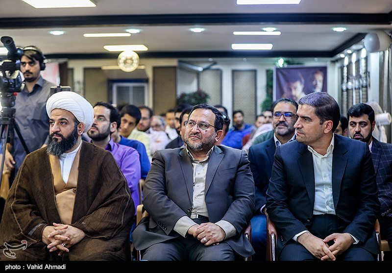 مراسم تقدیر از عوامل سریال گاندو