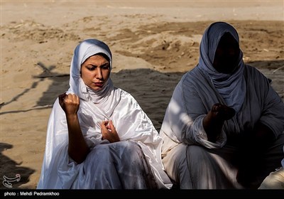 غسل تعمید مندائیان در رود کارون