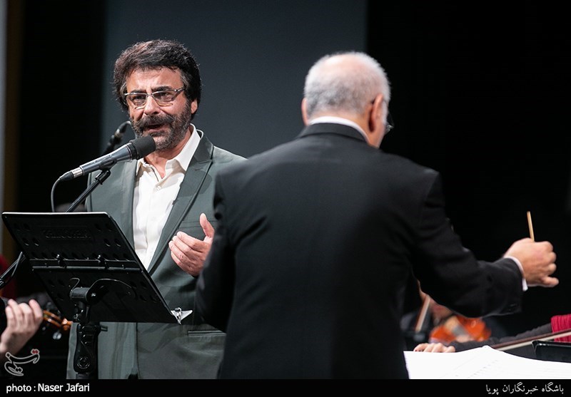 اجرای ارکستر ملی ایران به خوانندگی علیرضا افتخاری