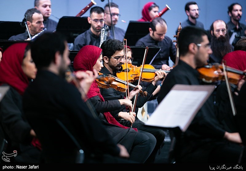 اجرای ارکستر ملی ایران به خوانندگی علیرضا افتخاری