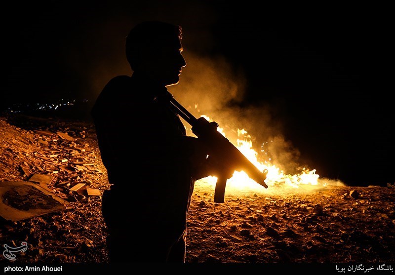 عملیات شبانه پلیس برای برچیدن پاتوق موادفروشها در حاشیه جاده جاجرود
