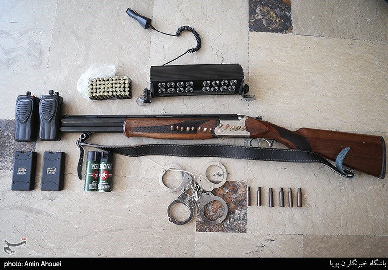 کشف سلاح و متهمات از باند قاچاق دارو