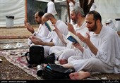 حجاج ایرانی در مراسم دعای عرفه در صحرای عرفات