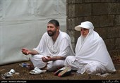 حجاج ایرانی در مراسم دعای عرفه در صحرای عرفات