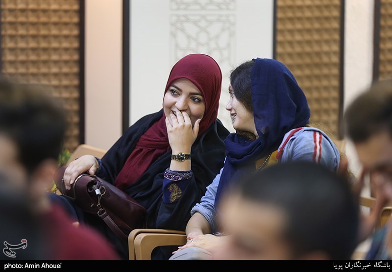 نشست نقد و بررسی کتاب تازه(از گریه در فراق)