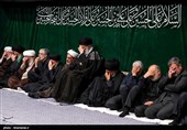 عزاداری شام غریبان حسینی در حسینیه امام خمینی(ره)