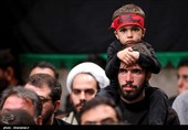 عزاداری شام غریبان حسینی در حسینیه امام خمینی(ره)