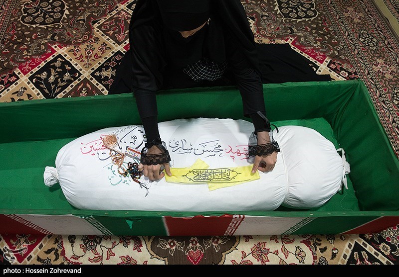 دیدارخانواده شهید محسن ساری پس از 35 سال