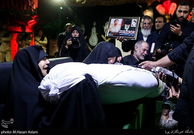 وداع با شهید