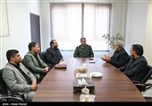 دیدار مجید قلی‌زاده مدیرعامل و جمعی از مدیران خبرگزاری تسنیم با سردار سید یوسف مولایی فرمانده سپاه امام حسن مجتبی(ع)