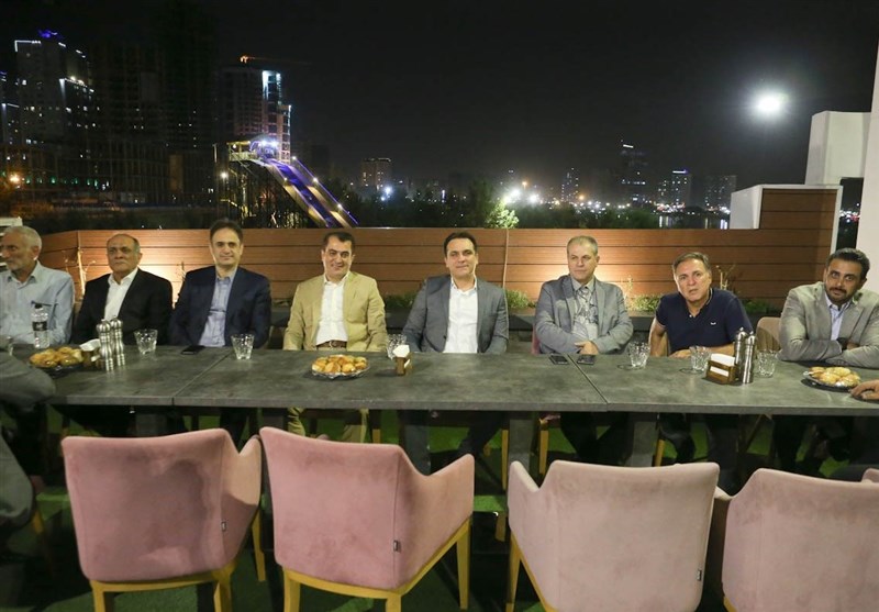 تیم فوتبال استقلال , آندره‌آ استراماچونی , کامران منزوی , 