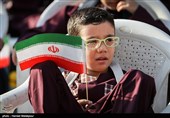 جشن شکوفه‌ها در دبستان تشیع نازی‌آباد