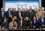 تجلیل از فرماندهان و مسئولین فعال در حوزه تاریخ شفاهی