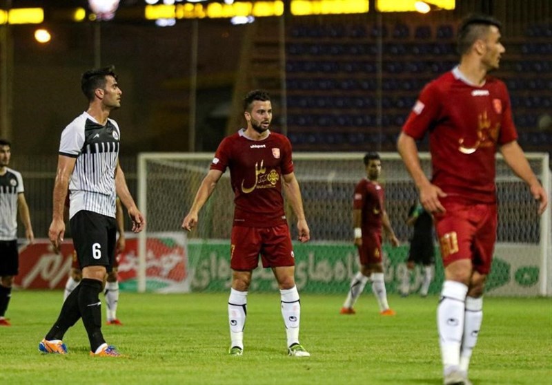 رفیعی رسماً به سپاهان پیوست + عکس