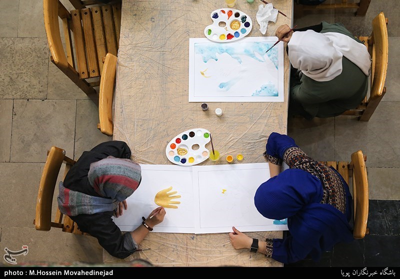 رونمایی از نقاشی (رستاخیز زیبایی)