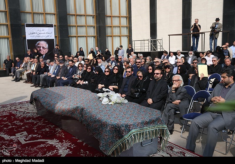 تشییع پیکر مرحوم حسین دهلوی استاد موسیقی