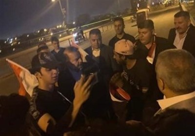 وزیر الداخلیة یاسین الیاسری یزور المتظاهرین فی ساحة التحریر