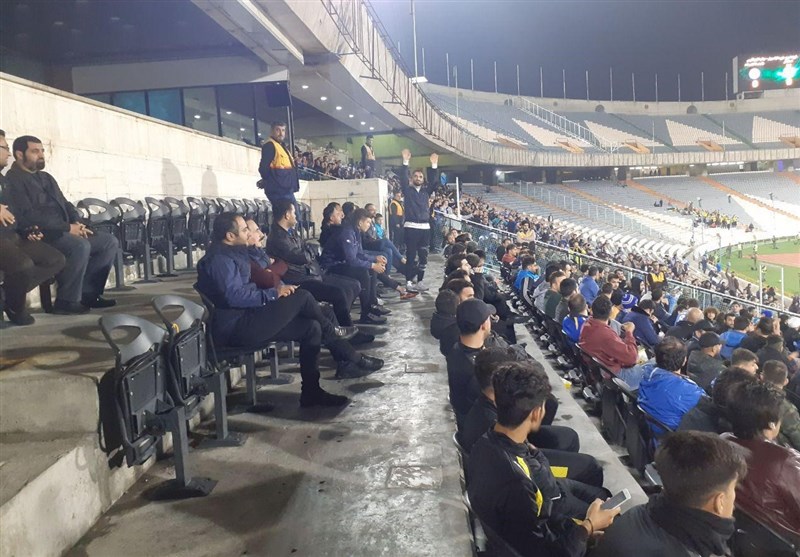 تیم فوتبال استقلال ,