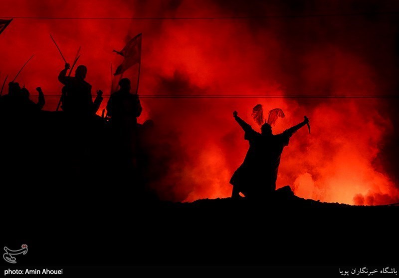 اجرای نمایش میدانی تنهاتر از مسیح در بوستان ولایت