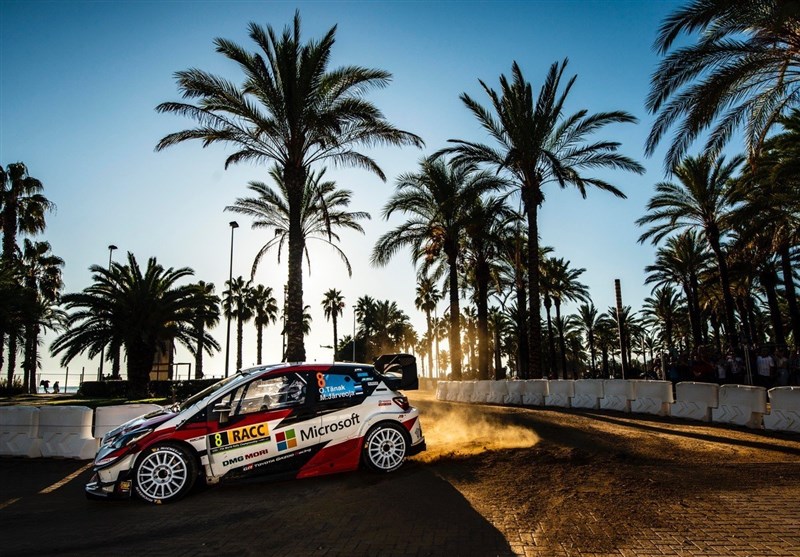 اتومبیل رانی ,