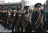 دسته عزای خادمان حرم کریمه اهل‌بیت(ع) در قم برپا شد