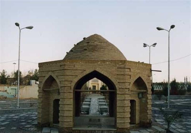 ستارگان مدفون در تخت فولاد| «نشاط و شادابی» خاصیت منبرهای وعظ میرزا محمد بدیع درب امامی