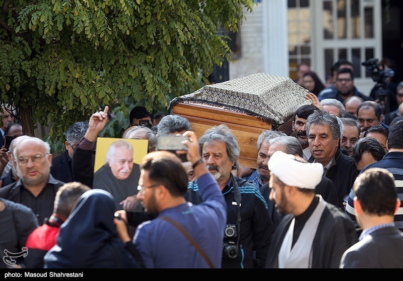 مراسم تشییع پیکر مرحوم ابراهیم‌ آبادی