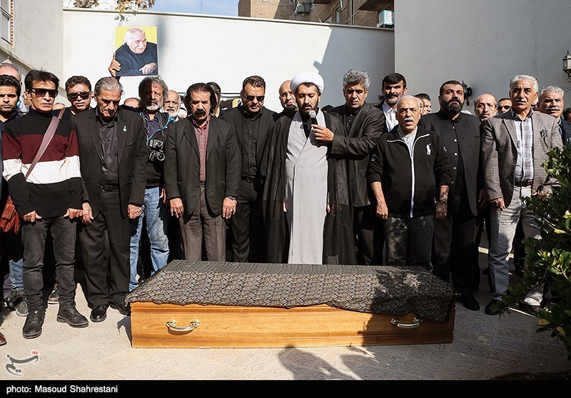 مراسم تشییع پیکر مرحوم ابراهیم‌ آبادی