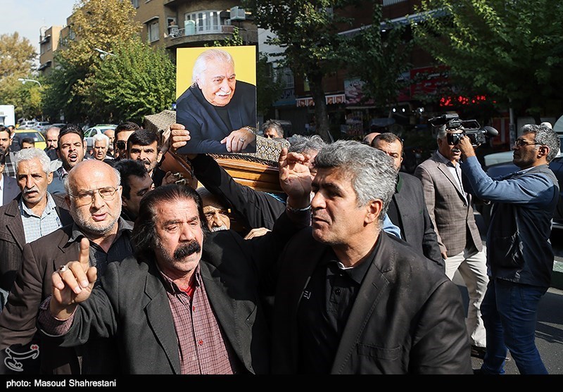 مراسم تشییع پیکر مرحوم ابراهیم‌ آبادی