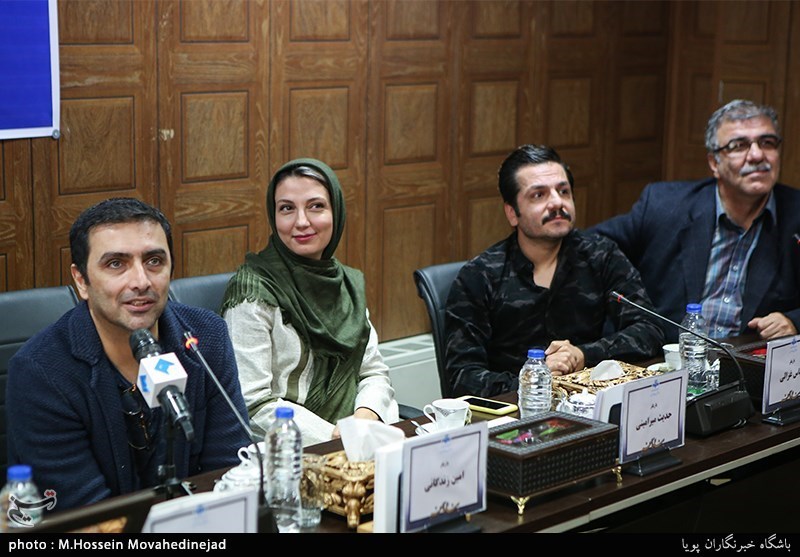 شبکه یک | شبکه 1 سیمای جمهوری اسلامی ایران , شبکه های سیمای جمهوری اسلامی ایران , شبکه نمایش خانگی , سینمای ایران , تلویزیون , صدا و سیمای جمهوری اسلامی ایران , بازیگران سینما و تلویزیون ایران , کارگردانان سینما و تلویزیون ایران , 