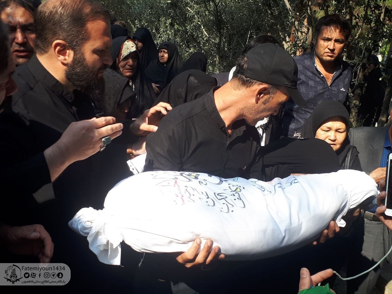 لشکر فاطمیون , مدافعان حرم , شهدای مدافع حرم , جبهه مقاومت اسلامی ,