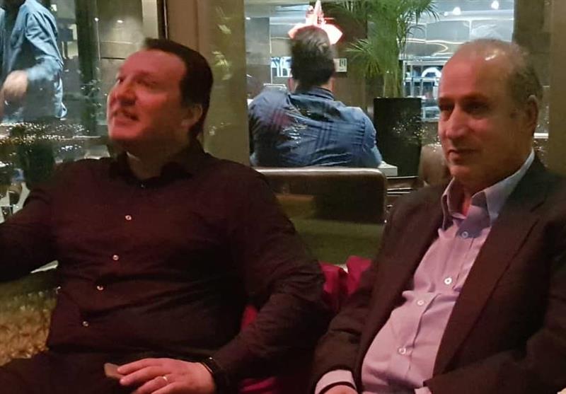 ویلموتس , مهدی تاج ,