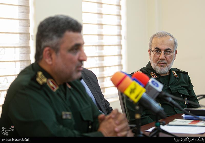 سردار موسی کمالی رئیس اداره سرمایه انسانی سرباز ستاد کل نیروهای مسلح و سردار سید مهدی فرحی فرمانده قرارگاه مهارت‌آموزی کارکنان وظیفه نیروهای مسلح