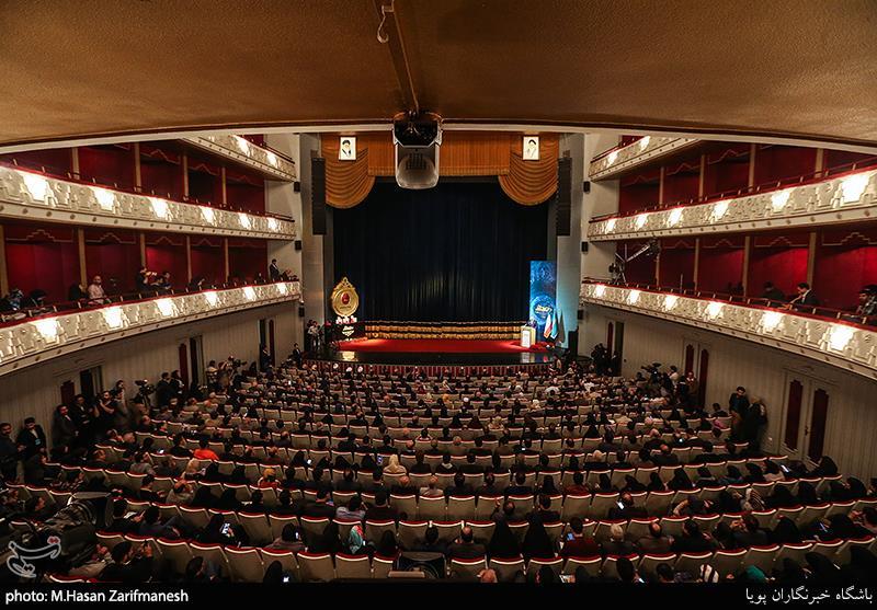 آئین اعطای جایزه مصطفی