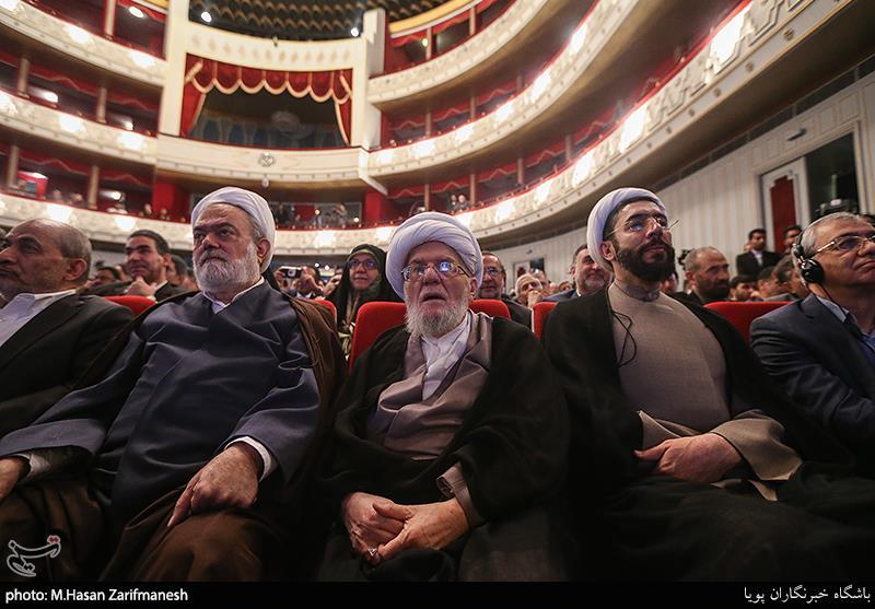 آئین اعطای جایزه مصطفی