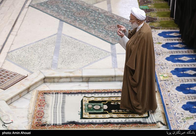 نماز جمعه 24 آبان 1398 به امامت آیت الله محمد امامی کاشانی