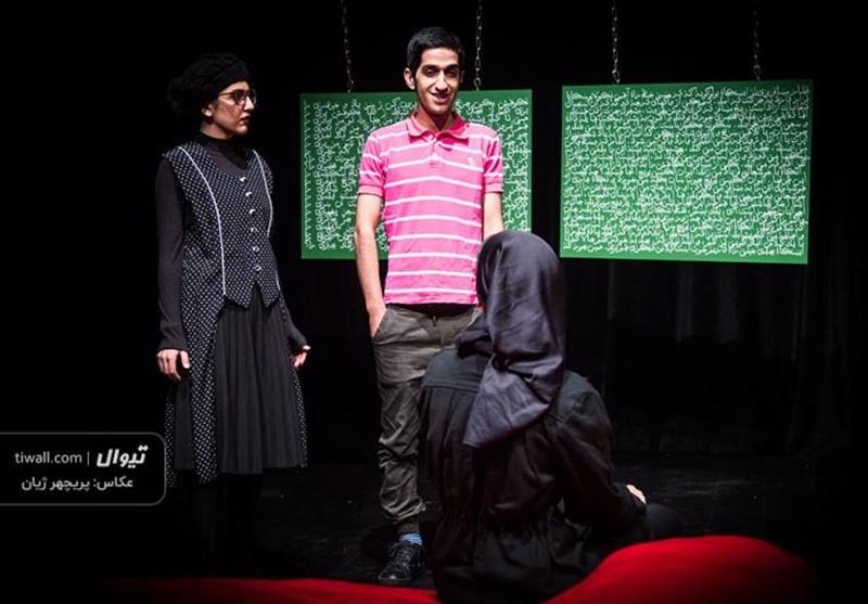 تئاتر , نمایش , تماشاخانه نوفل‌لوشاتو , 