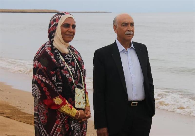 تلویزیون , صدا و سیمای جمهوری اسلامی ایران , بازیگران سینما و تلویزیون ایران , کارگردانان سینما و تلویزیون ایران , شبکه یک , خلیج فارس , 