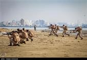 عملیات تاخت آب خاکی و تصرف ساحل توسط تکاوران نیروی دریایی ارتش 