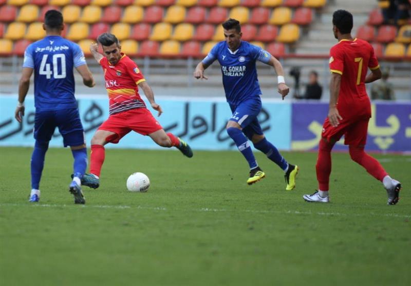 تیم فوتبال استقلال , تیم فوتبال پرسپولیس , محمود فکری , لیگ برتر فوتبال , تیم فوتبال پارس جنوبی‌ جم , تیم فوتبال  شاهین شهرداری بوشهر , تیم فوتبال گل‌گهر سیرجان , تیم فوتبال فولاد خوزستان , 