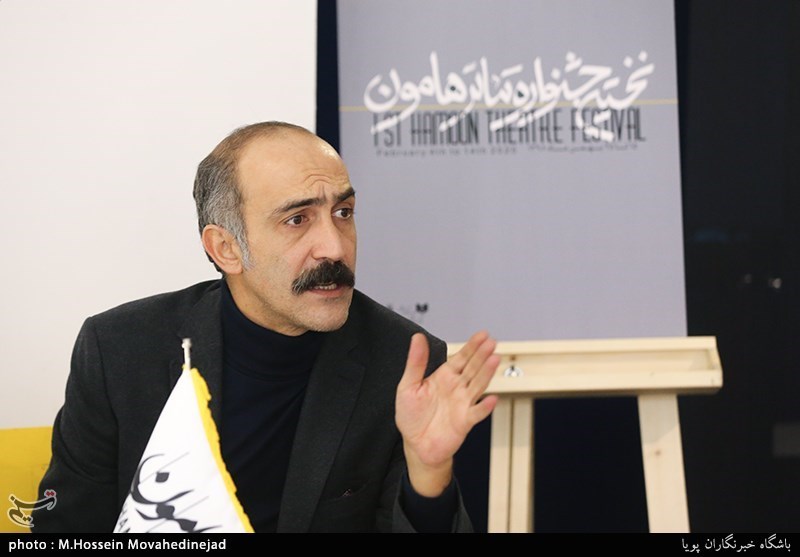 هادی حجازی‌فرمدیر تماشاخانه هامون